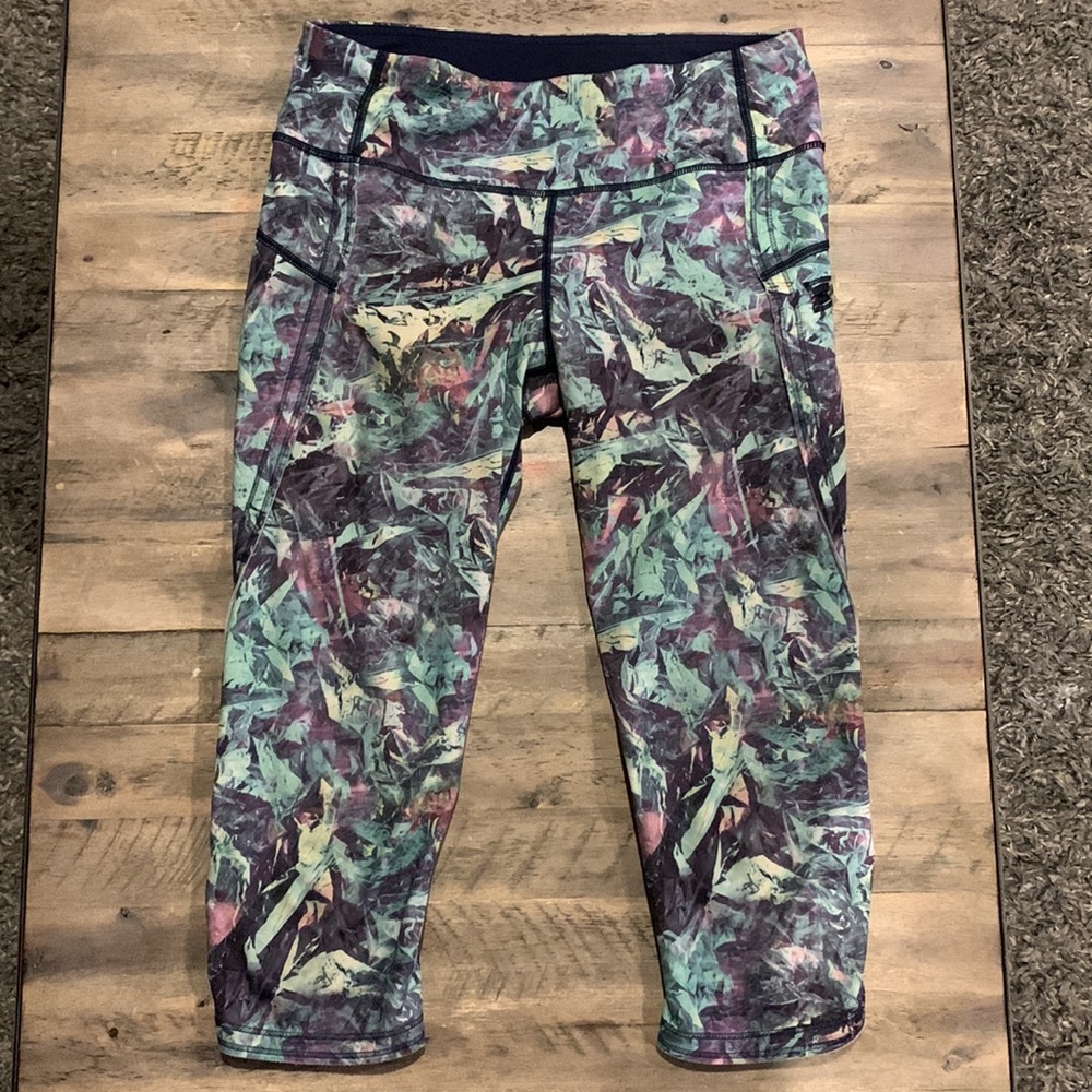 3 for $25 Lululemon Top Speed Crop